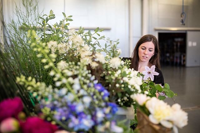 Looking forward to when spring is here and @tcflowerexchange is open with all the local goodness!
Photo @kristiejmartin .
.
.
#mn #buylocal #mnflorist #florist #locallygrown #slowflowers #mnbride #foreverbride #peony #mngrown