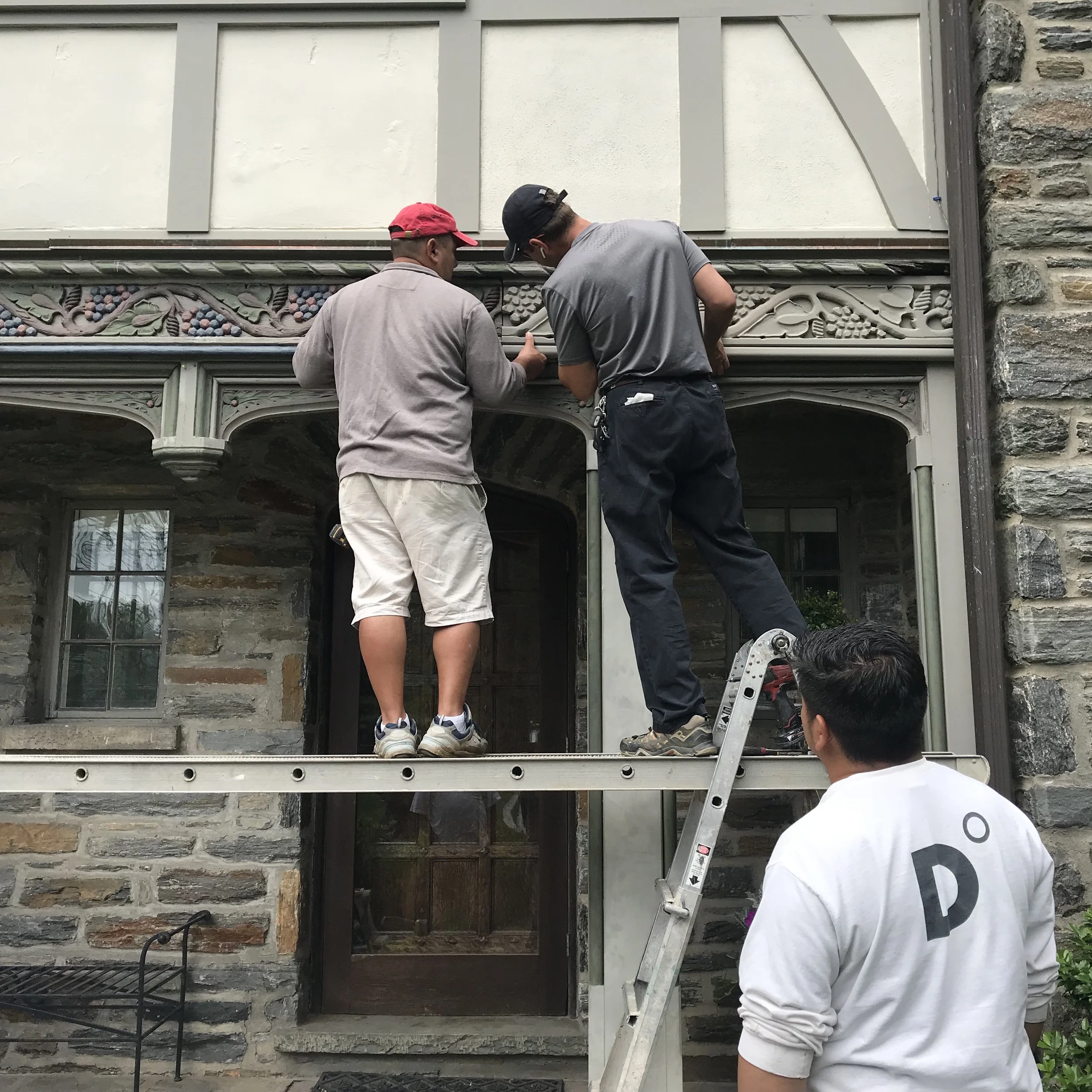 Ornemental cornice molding replacement. Note: we’ll be adding a description shortly. 