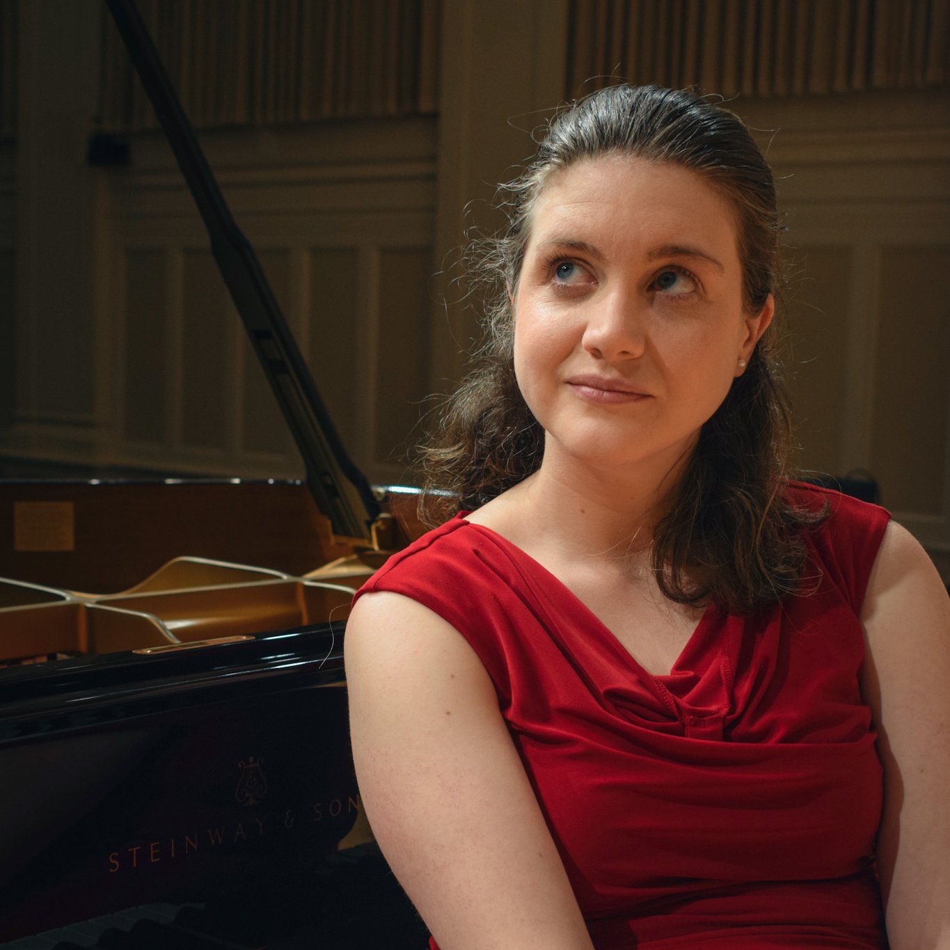 Dr. Marina Bengoa Rold&aacute;n will perform a piano program &ldquo;Spanish Souvenirs&rdquo; at the Anderson Museum of Contemporary Art on Mother's Day, Sunday, May 11, 2025 as the final performance of our Spring Piano Series.Performance time: 3 PM.
