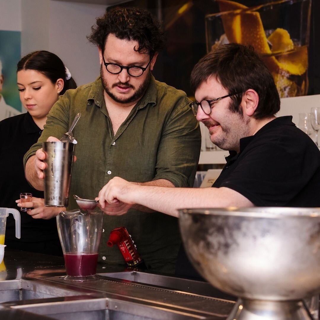 Nick with his teaching hat on @williamanglissinstitute
&bull;
&ldquo;Diageo 2022 Australian Bartender of the Year Nick Tesar (@nicktesar) delivered a masterclass in mixology to our hospitality students.⁠
⁠
Nick prepared one of Marionette Liqueur&rsqu