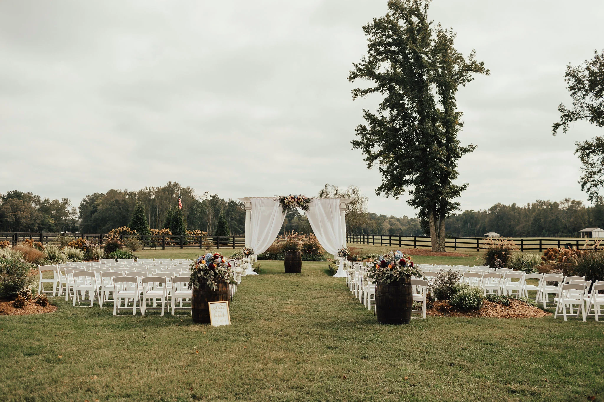 675Cora&JohnathanMarried.jpg