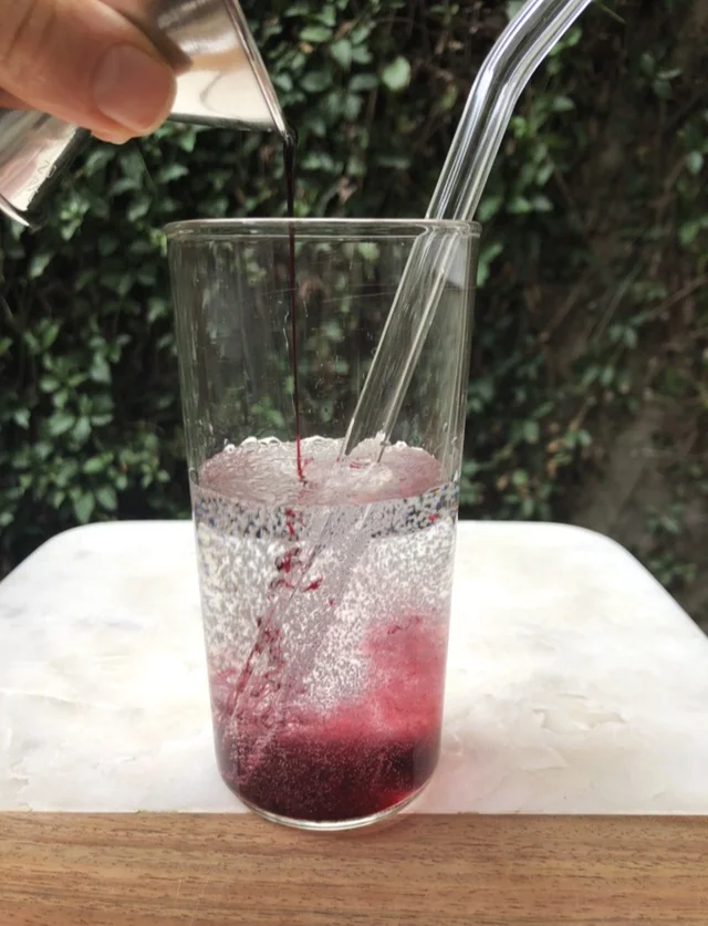 Sometimes even the most thoughtful eaters need extra sources of probiotics {Recipe: bubbly probiotic berry drink}