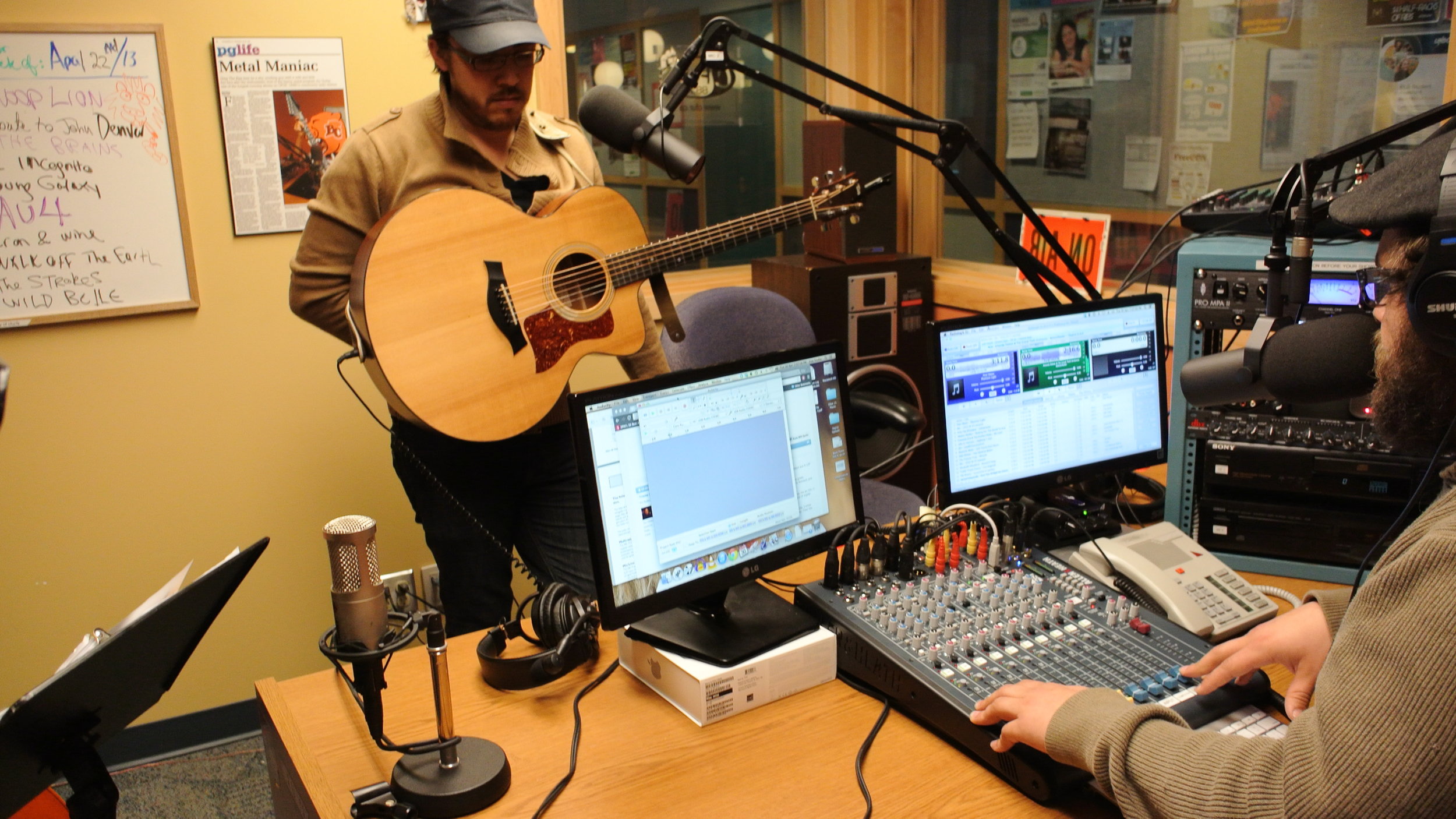 Canada Summer Jobs - CFURadio is Hiring for this Fall