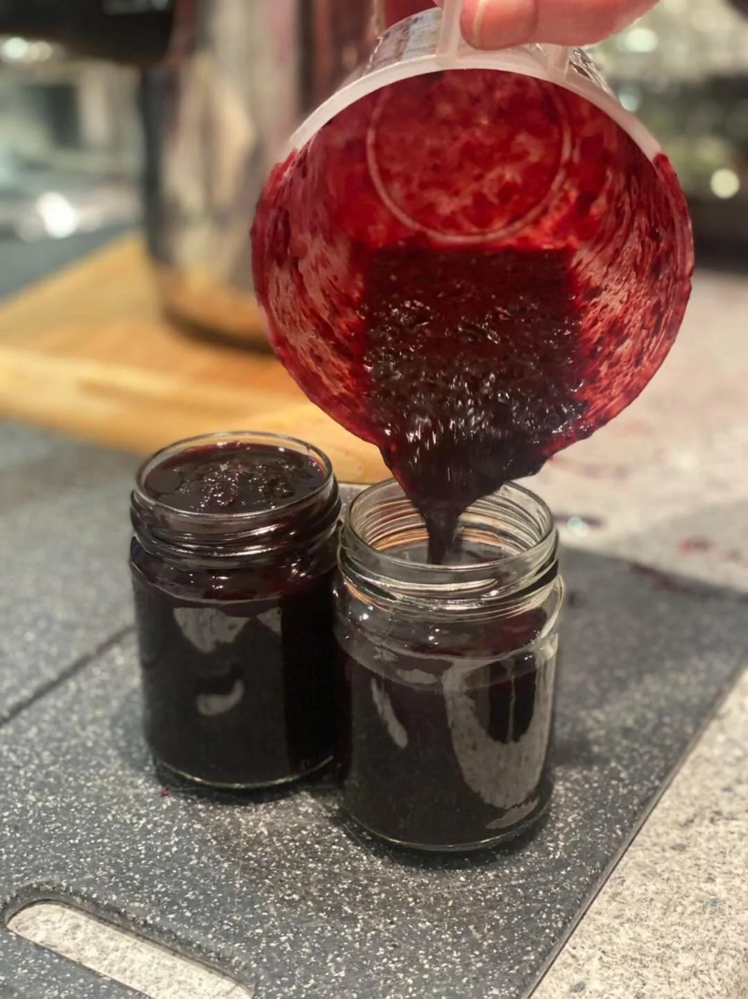 992D755E-527A-4F87-94D1-737B5DD630F9