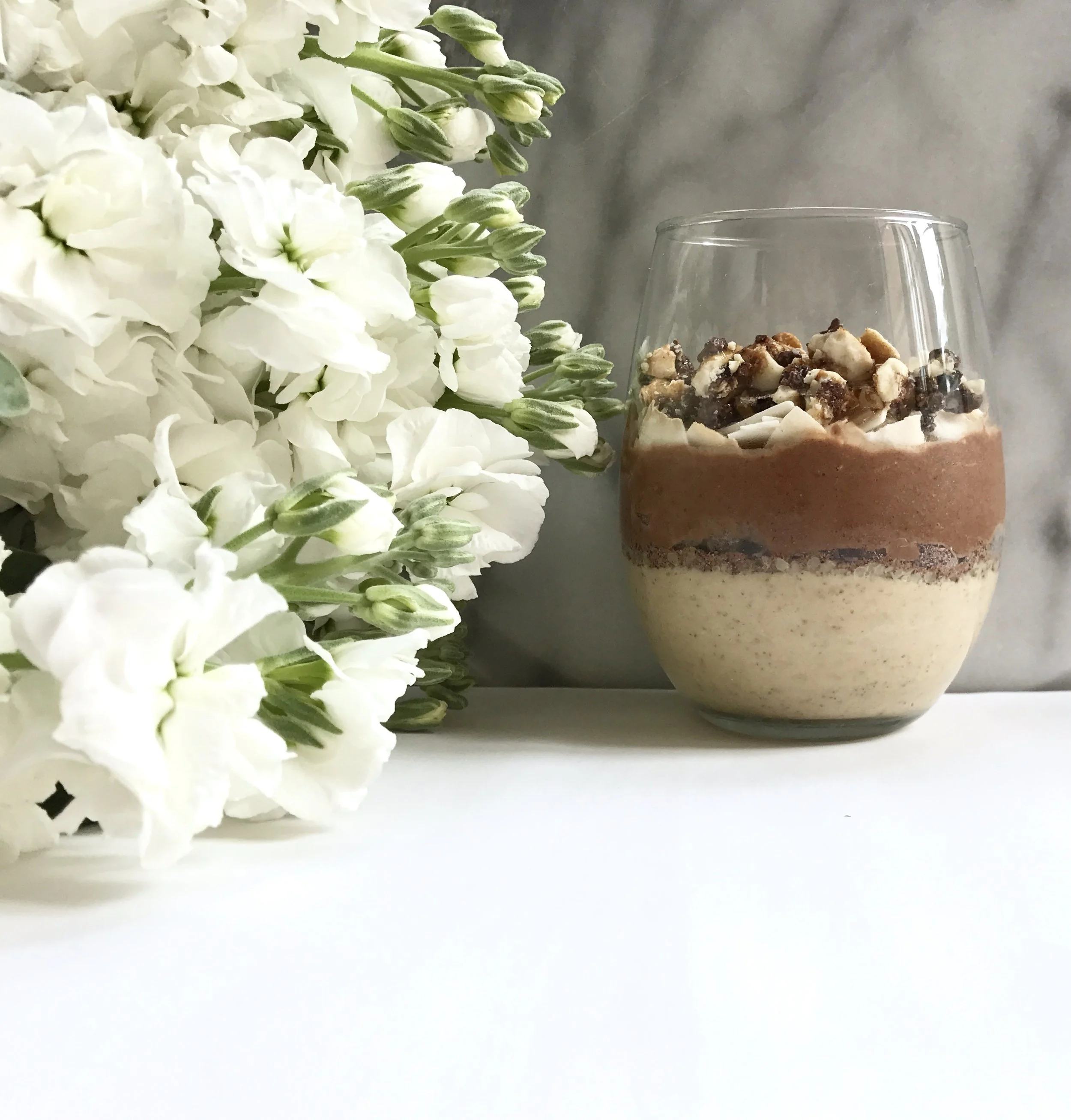 THE DIRTY DEETS & SMOOTHIE HACKS