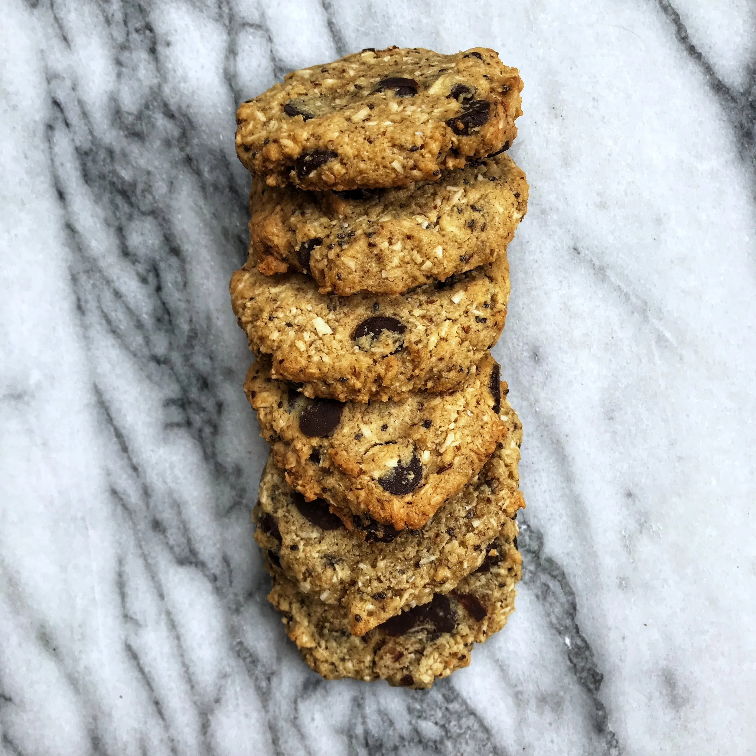 MFW'S DECEPTIVELY HEALTHY CHOCOLATE CHIP COOKIES