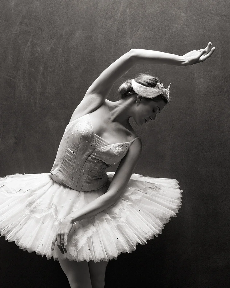 DANCER.jpg
