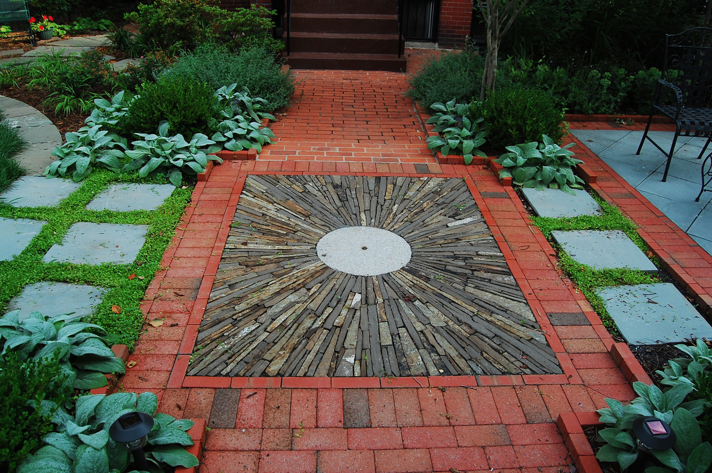 9 Garden by Thomas Rainer.jpg