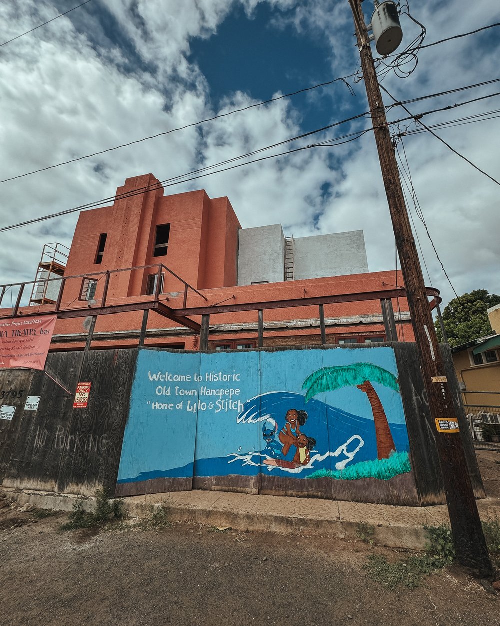   Lilo &amp; Stitch mural  in Hanapepe Town, which inspired the movie setting 