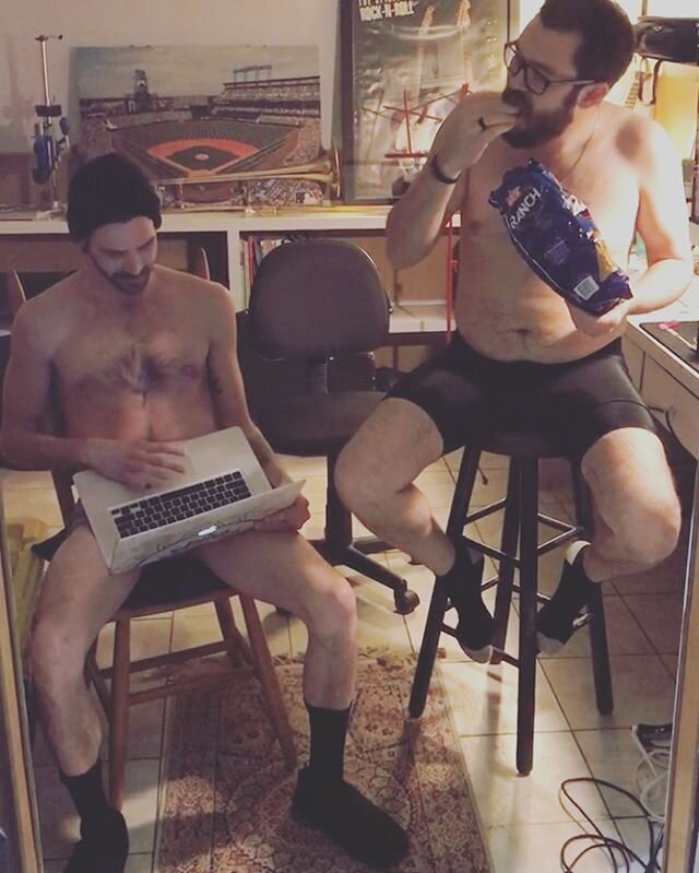 Tanner and Ty are feeling pretty comfy after a few weeks of lockdown. This Sunday at 2:00 these two boobs (pun intended) are gonna play a livestream set for our pals @trilakesradio. .
.
#band #underwear #quarantine #skinny #fat #livestream #music #fu
