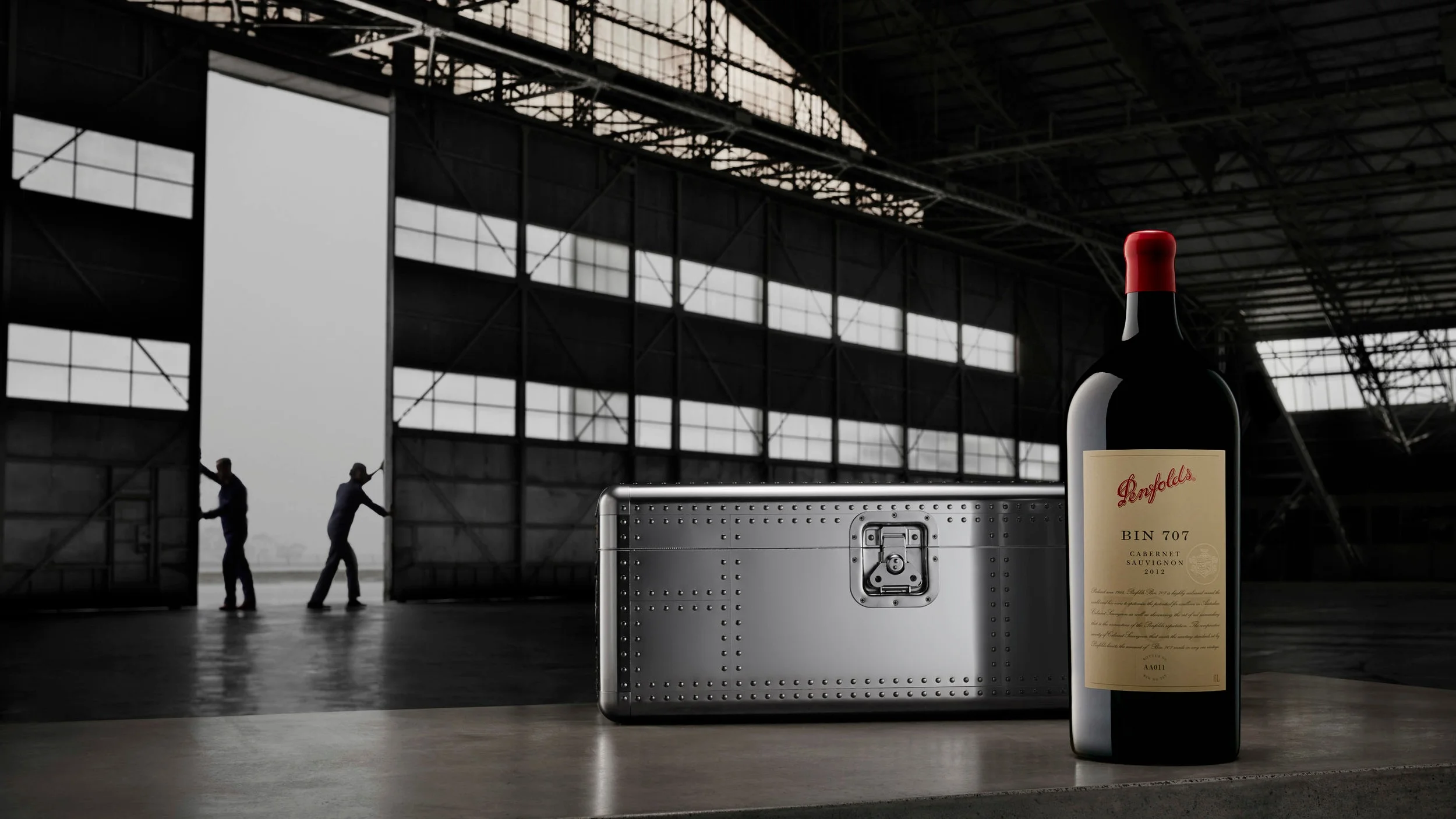 Penfolds 707_Hanger2_v2.jpg