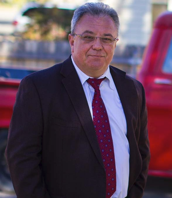 Photo by Len Walker Campaign