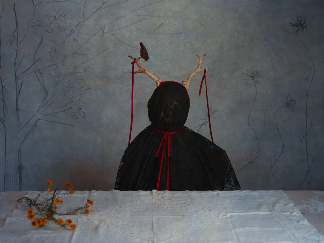 &lsquo;My Shadow&rsquo;
As bloody awful as some shadows feel to acknowledge&hellip;this guy is kinda ADORABLE. This one must be my pet pocket shadow ❤️ I will call him Alvin. 
.
I&rsquo;m curious if anyone else has a fond relationship with some of th