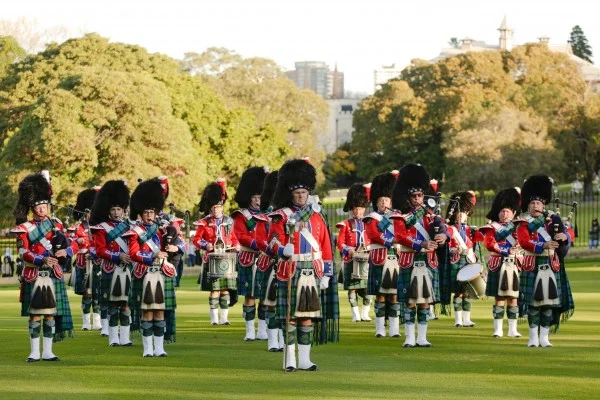 Queens-Garden.jpg
