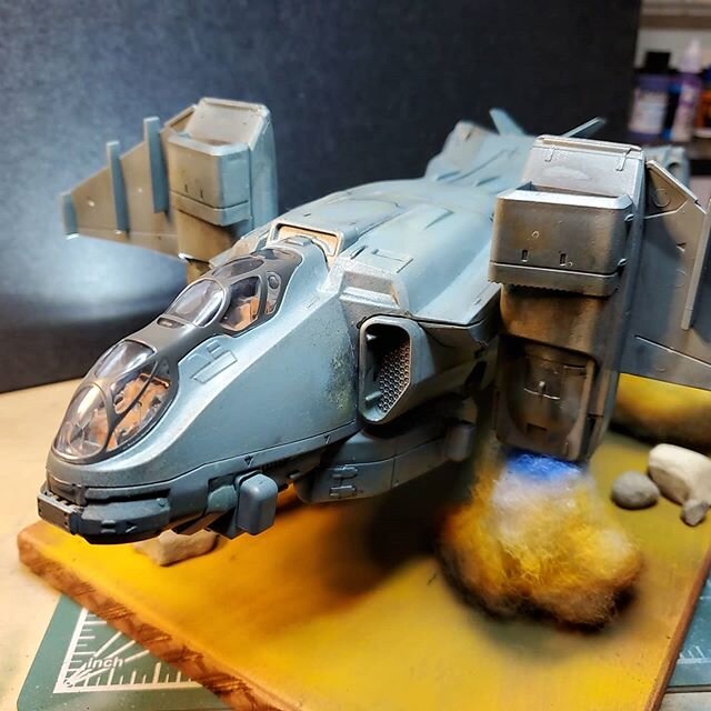 Finished a new model. #Halo's D77-Pelican Dropship. First attempt at exhaust and a custom built diorama base. Cant join the protest so... #miniature  #scalemodel  #airbrush #amateur  #covid #defundthepolice #endthepolicestate #modelsnotmac hineguns