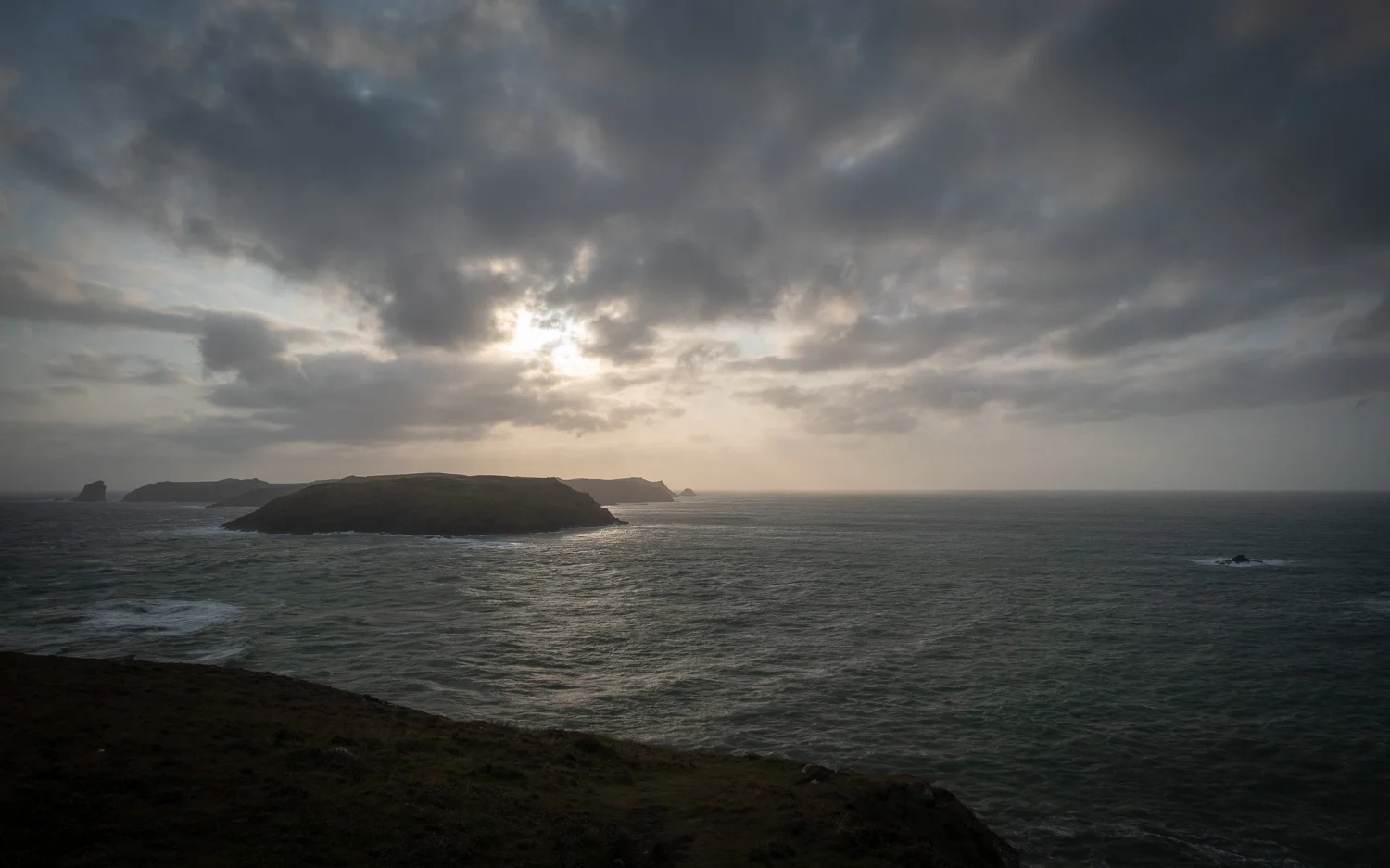 The view towards Skomer Island