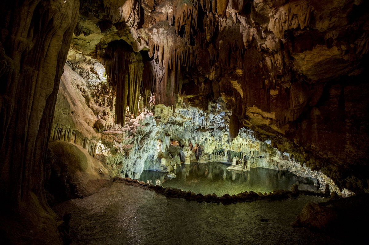  Grutas de Santo AntÛnio. RUI MIGUEL PEDROSA / SLIDESHOW 