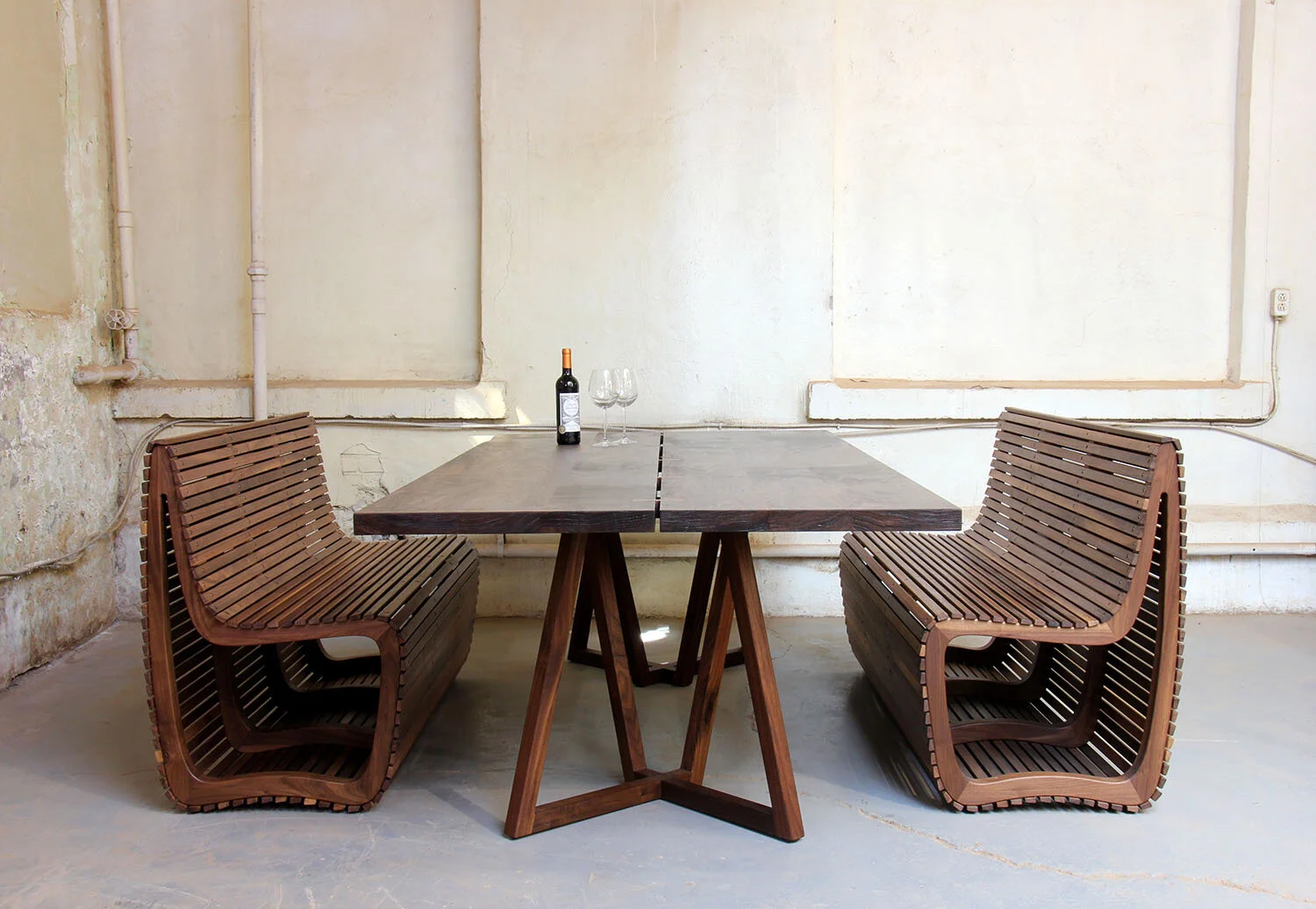 HFC_Banquette_Cross_V_Table_walnut_2.jpg
