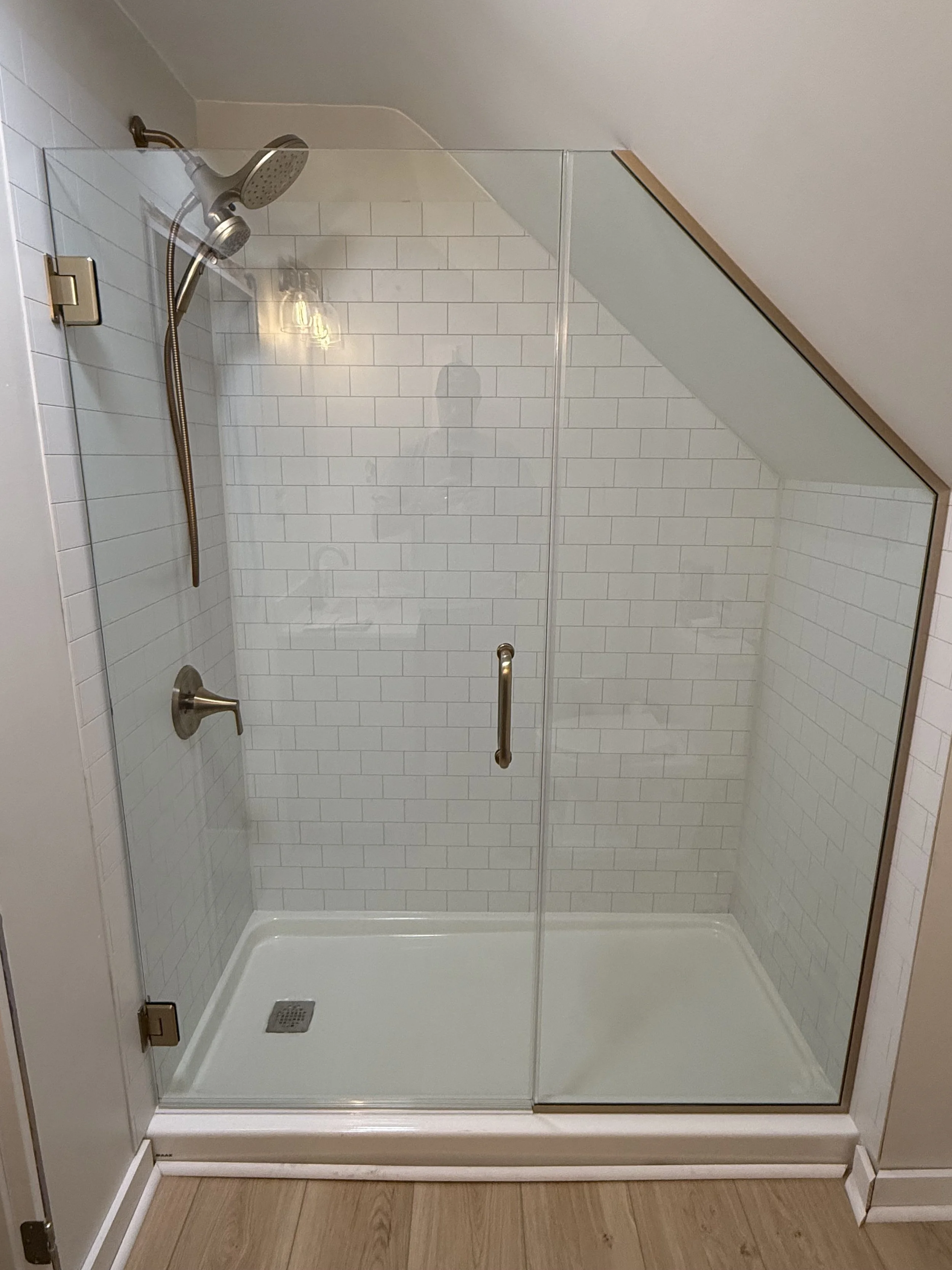Glass Shower Enclosures — Kokomo Glass And Paint