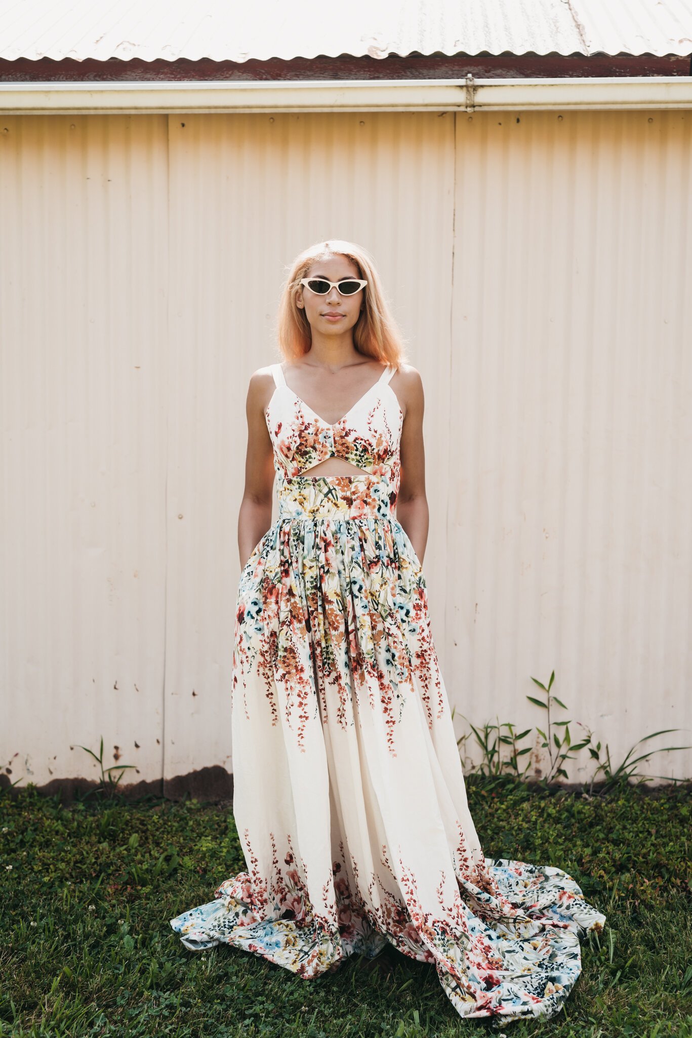 KEYHOLE FRONT FLORAL GOWN
