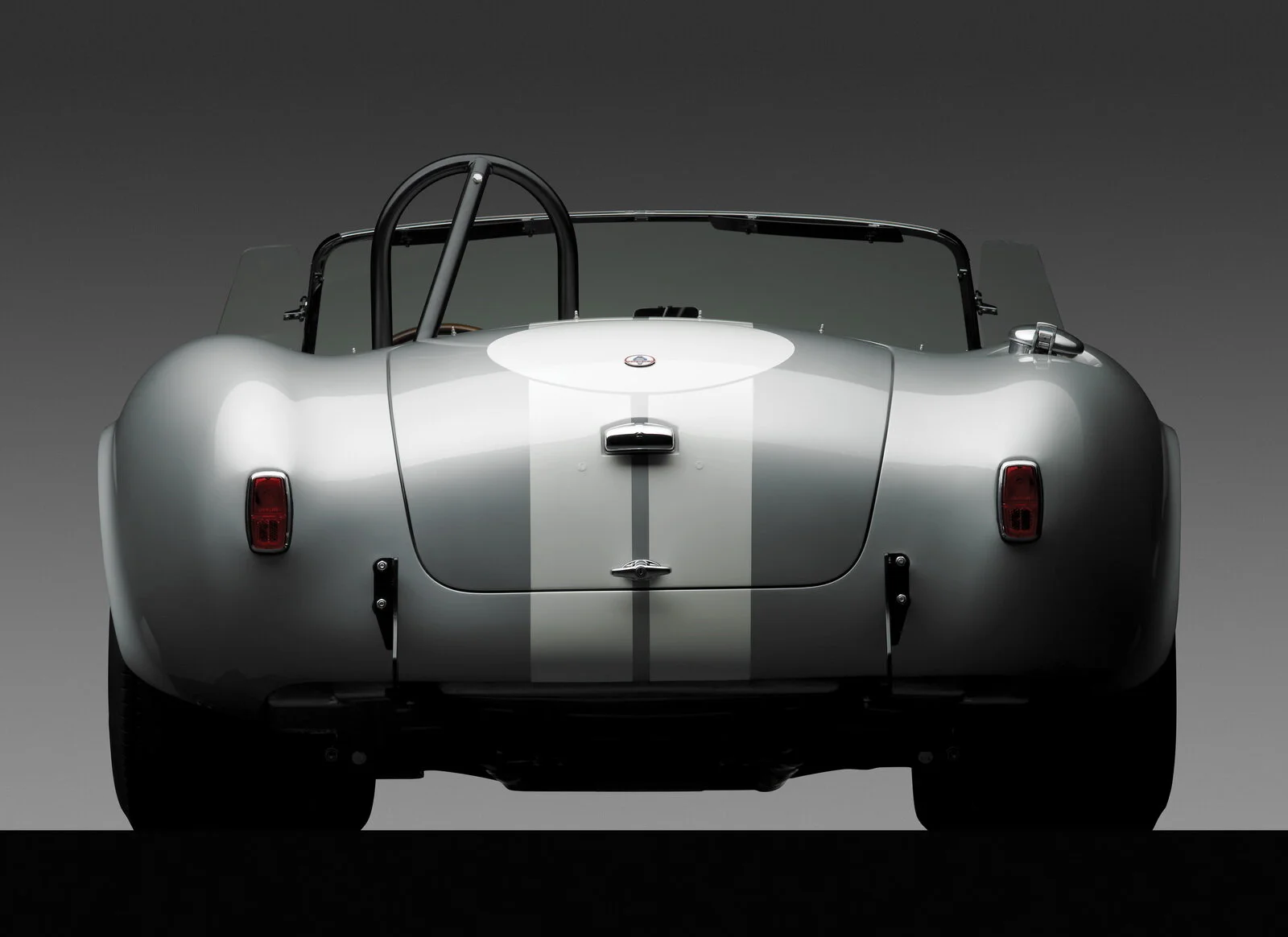 shelby-cobra-427-is-up-for-sale_100638128_h.jpg