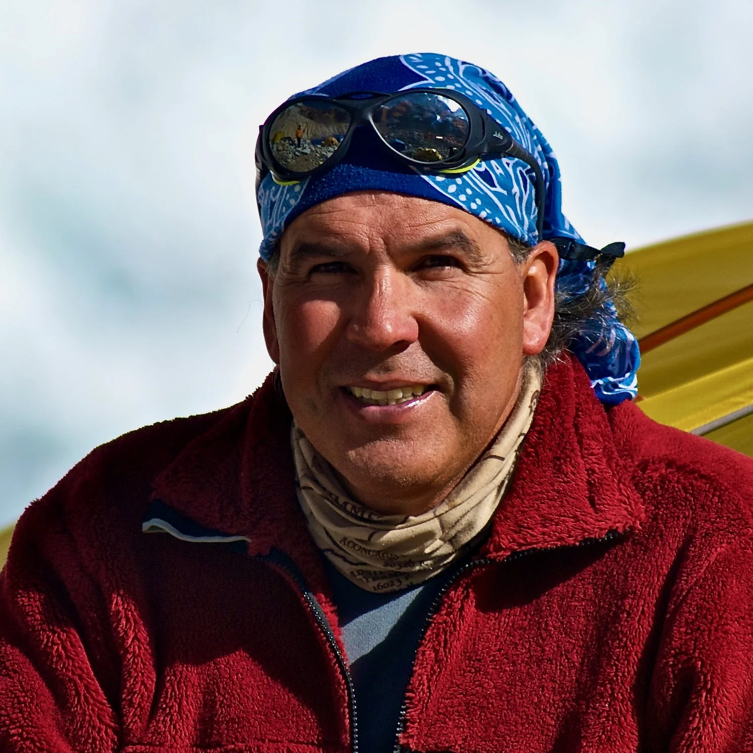 Ernesto Olivares