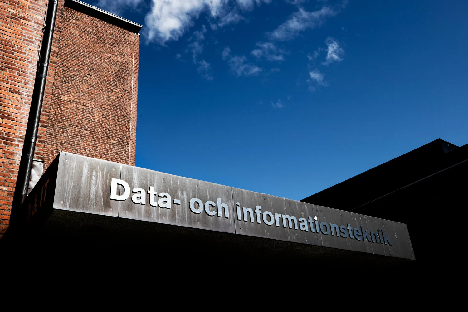 Ekonomibilagan_OMEN TECHNOLOGIES 04.JPG