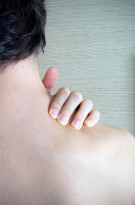 neck-pain-Image-courtesy-of-graur-razvan-ionut-at-FreeDigitalPhotos.net_.jpg