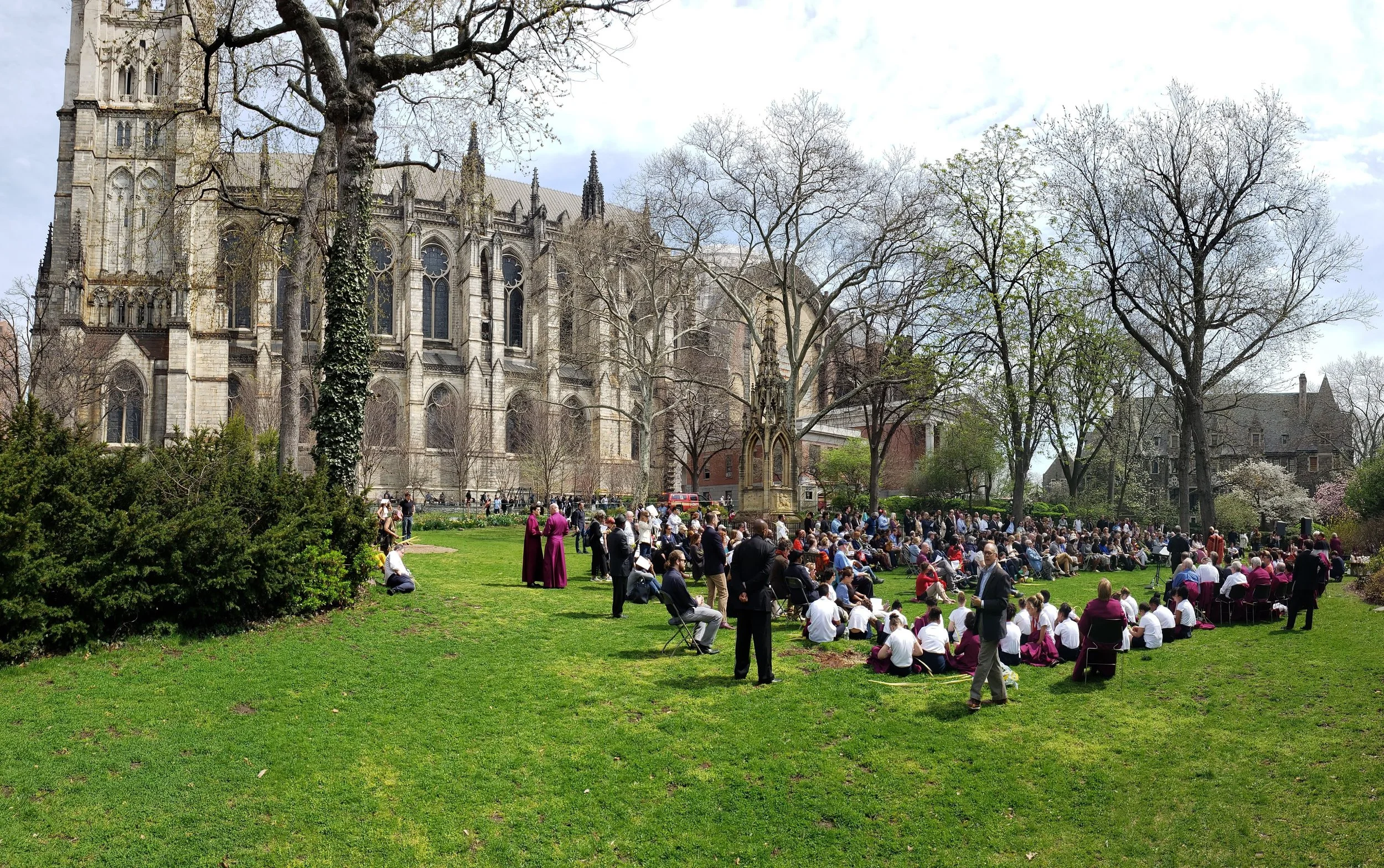 2019, April 14: On Palm Sunday this year, a small fire broke out in the basement less than an hour before the service began. As emergency workers controlled it, the clergy and congregation decamped to the adjacent yard and held mass. For an hour, St…