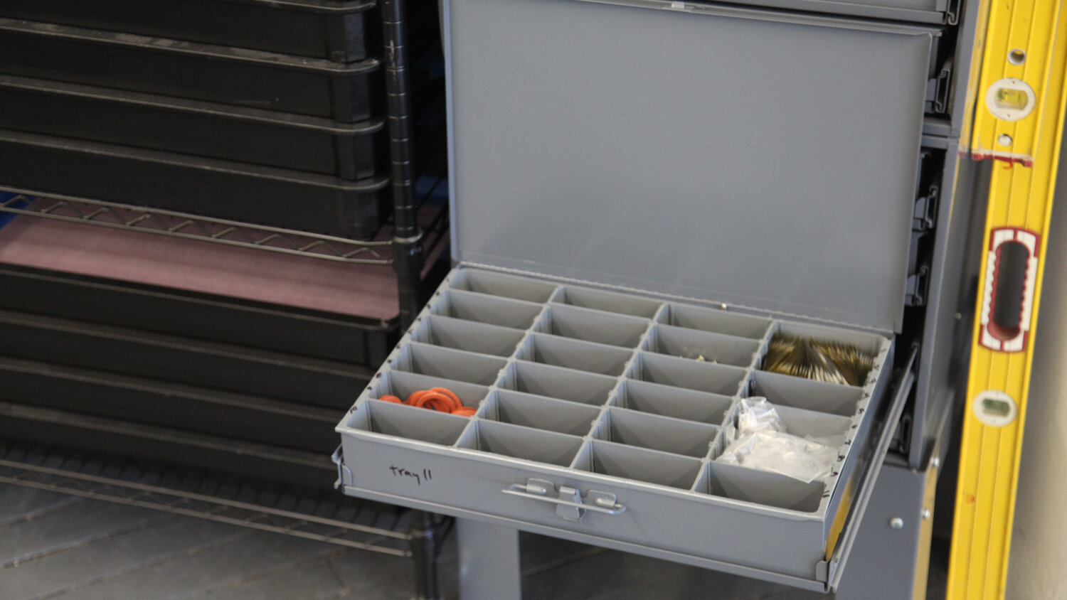 Durham 16-Compartment Extra Drawer Metal Case Storage Box 209-95 
