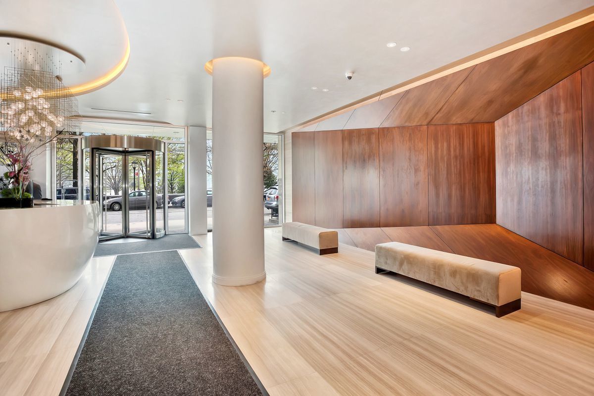 river and warren lobby.jpg