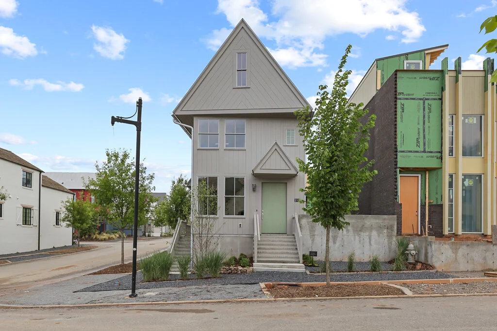 LaRucheCreative-215HighStreet-1.jpg