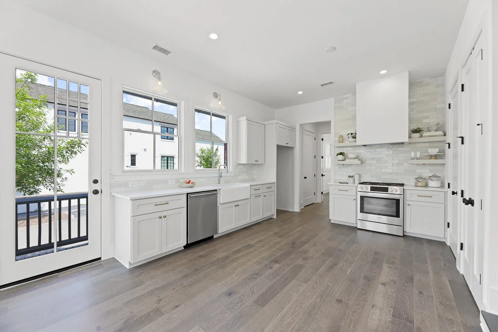 LaRucheCreative-215HighStreet-6.jpg