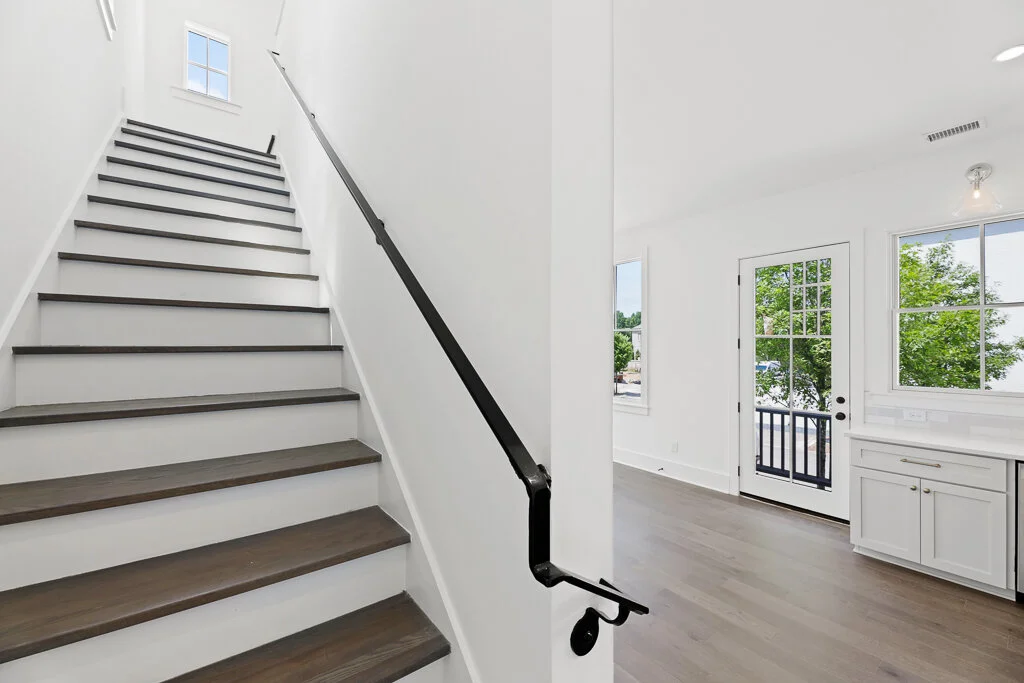 LaRucheCreative-215HighStreet-9.jpg