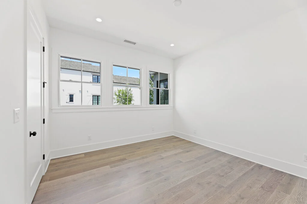 LaRucheCreative-215HighStreet-15.jpg