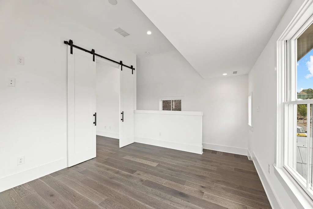 LaRucheCreative-215HighStreet-19.jpg