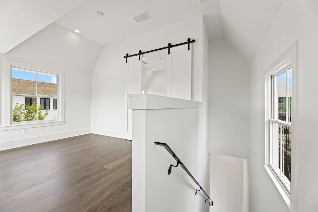 LaRucheCreative-215HighStreet-20.jpg