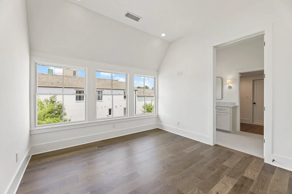LaRucheCreative-215HighStreet-21.jpg