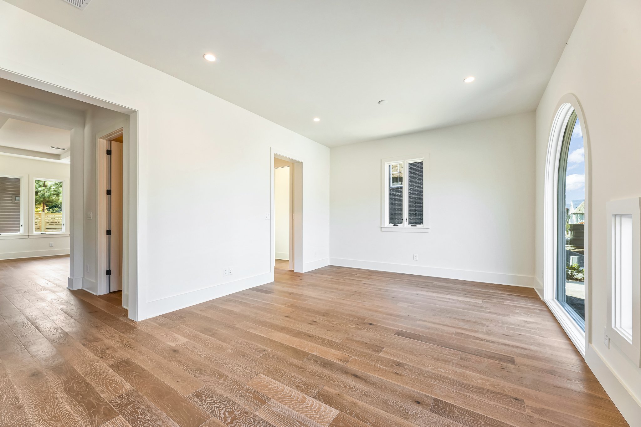 LaRuche_Builder_RSmith_330_High_Street-07.jpg