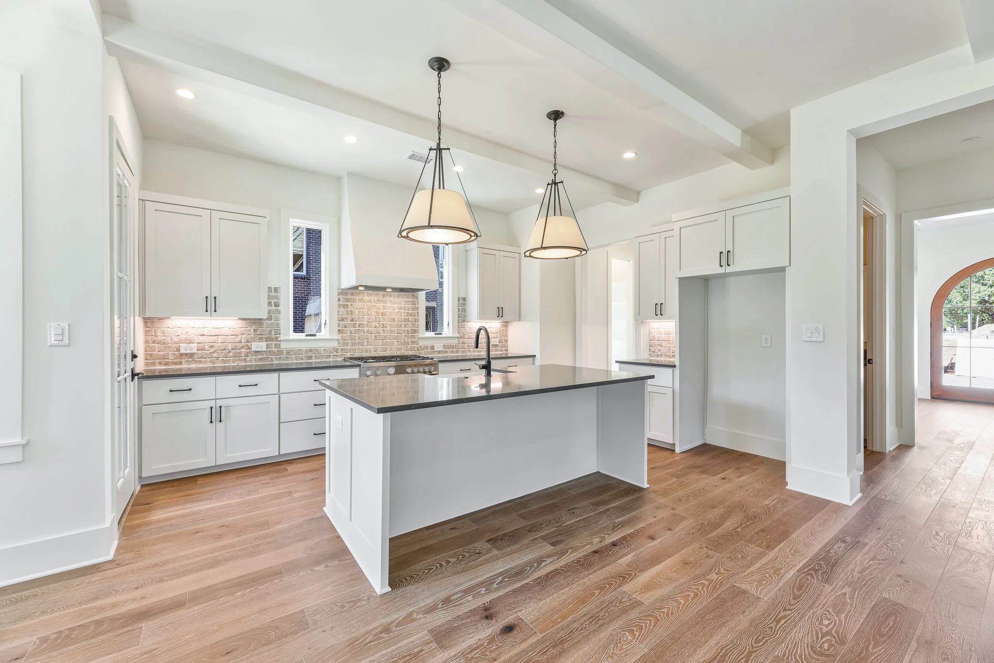 LaRuche_Builder_RSmith_330_High_Street-11.jpg