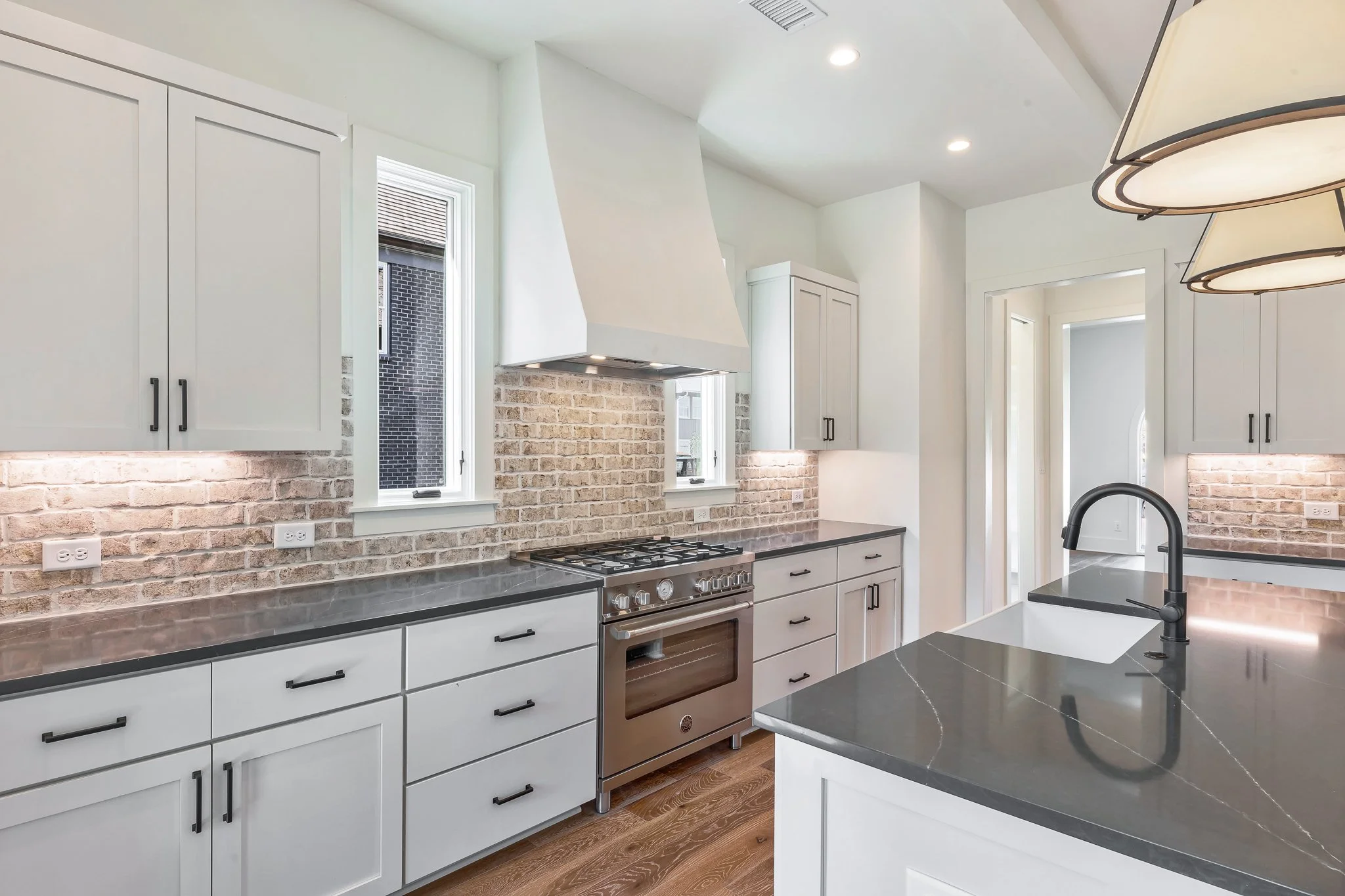 LaRuche_Builder_RSmith_330_High_Street-16.jpg