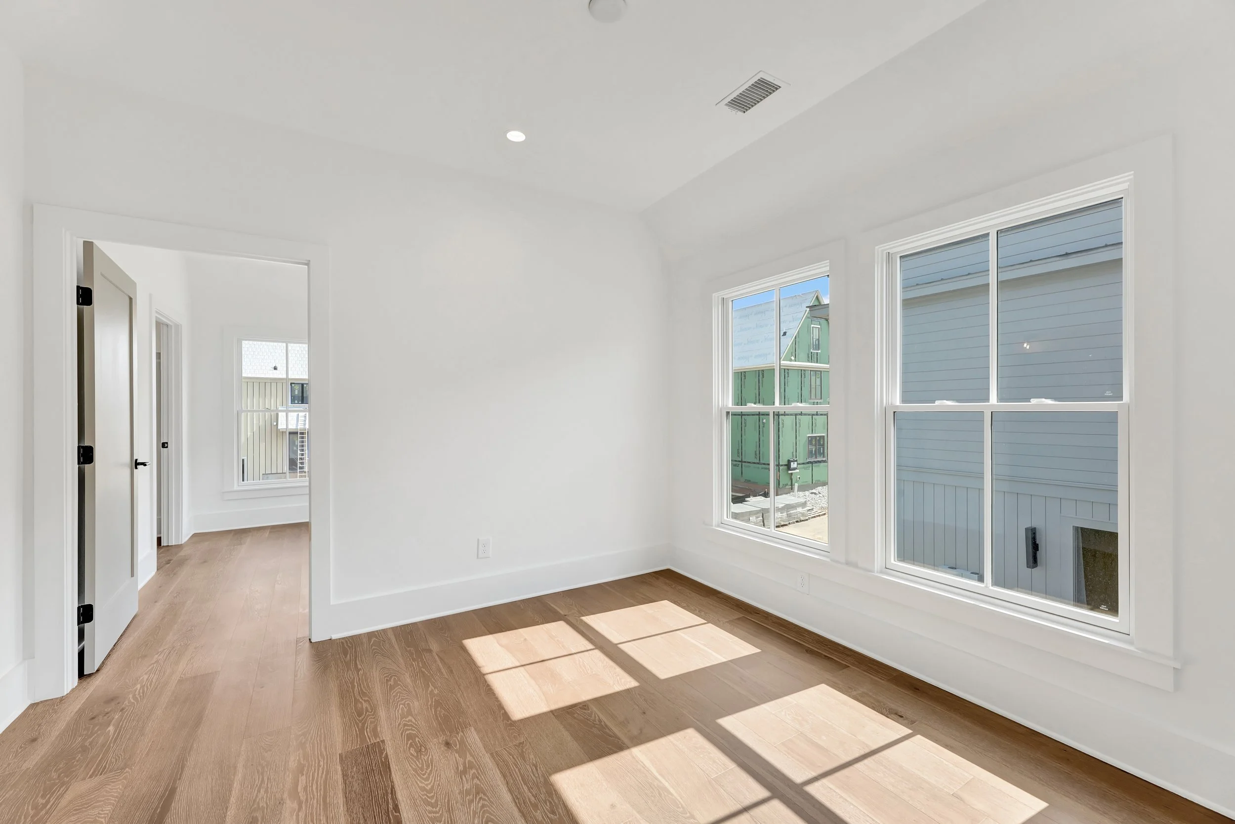 LaRuche_RealEstate_RSmith_245_High_Street-21.jpg