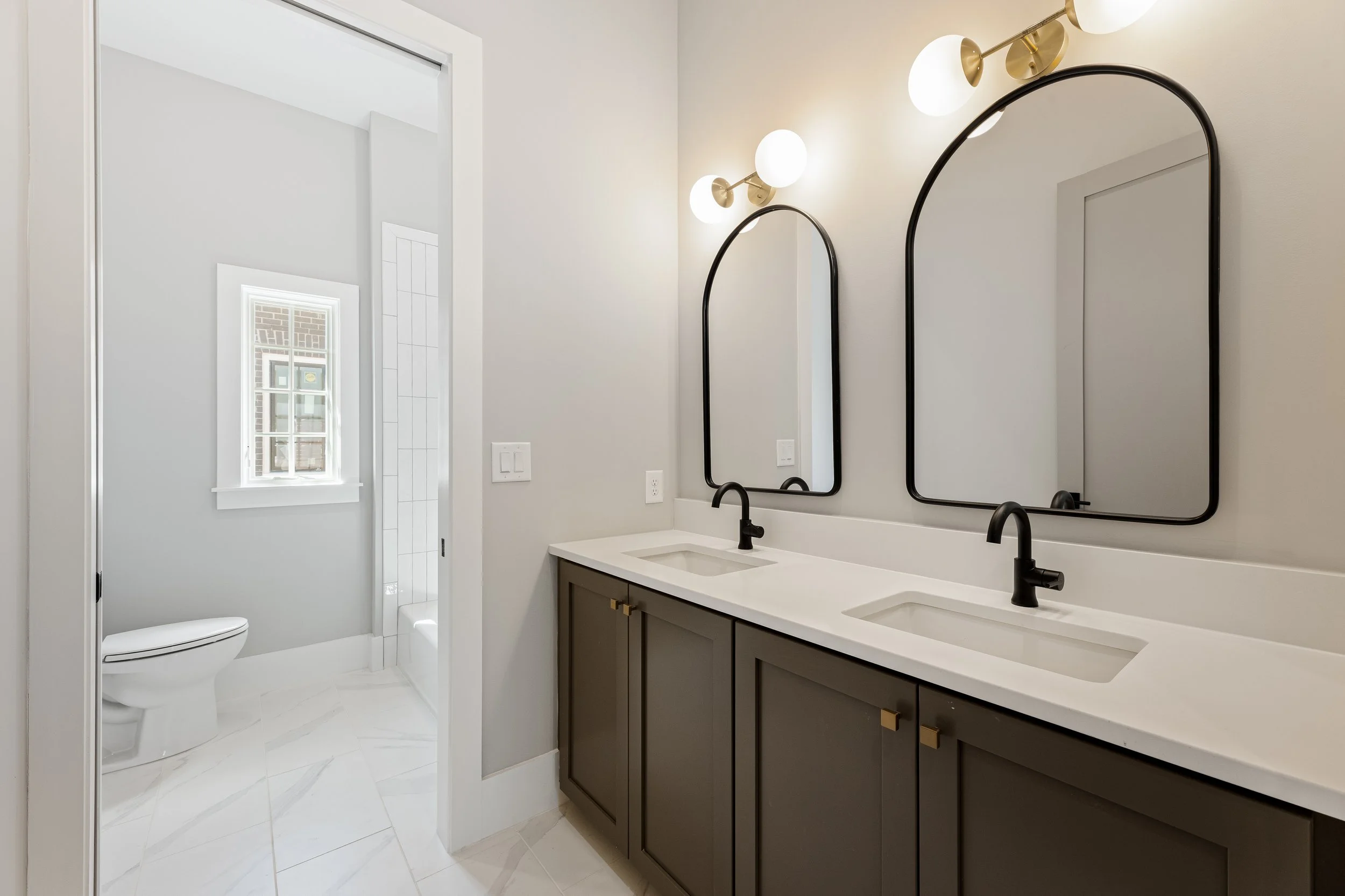 LaRuche_Builder_McKinney_210_3rd_Ave_Trilith-30.jpg