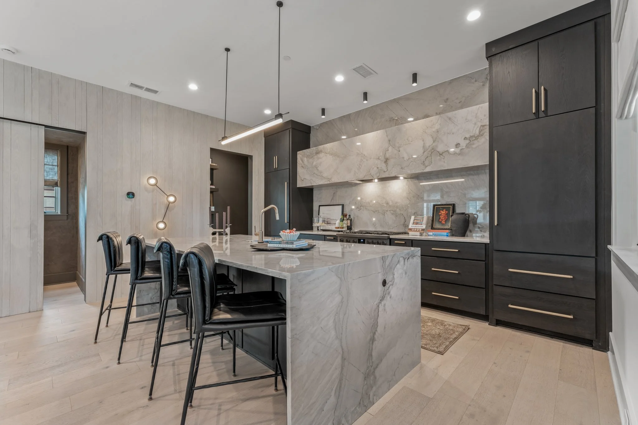 LaRuchePhoto-McKinneys-300-2ndStreet-6.jpg