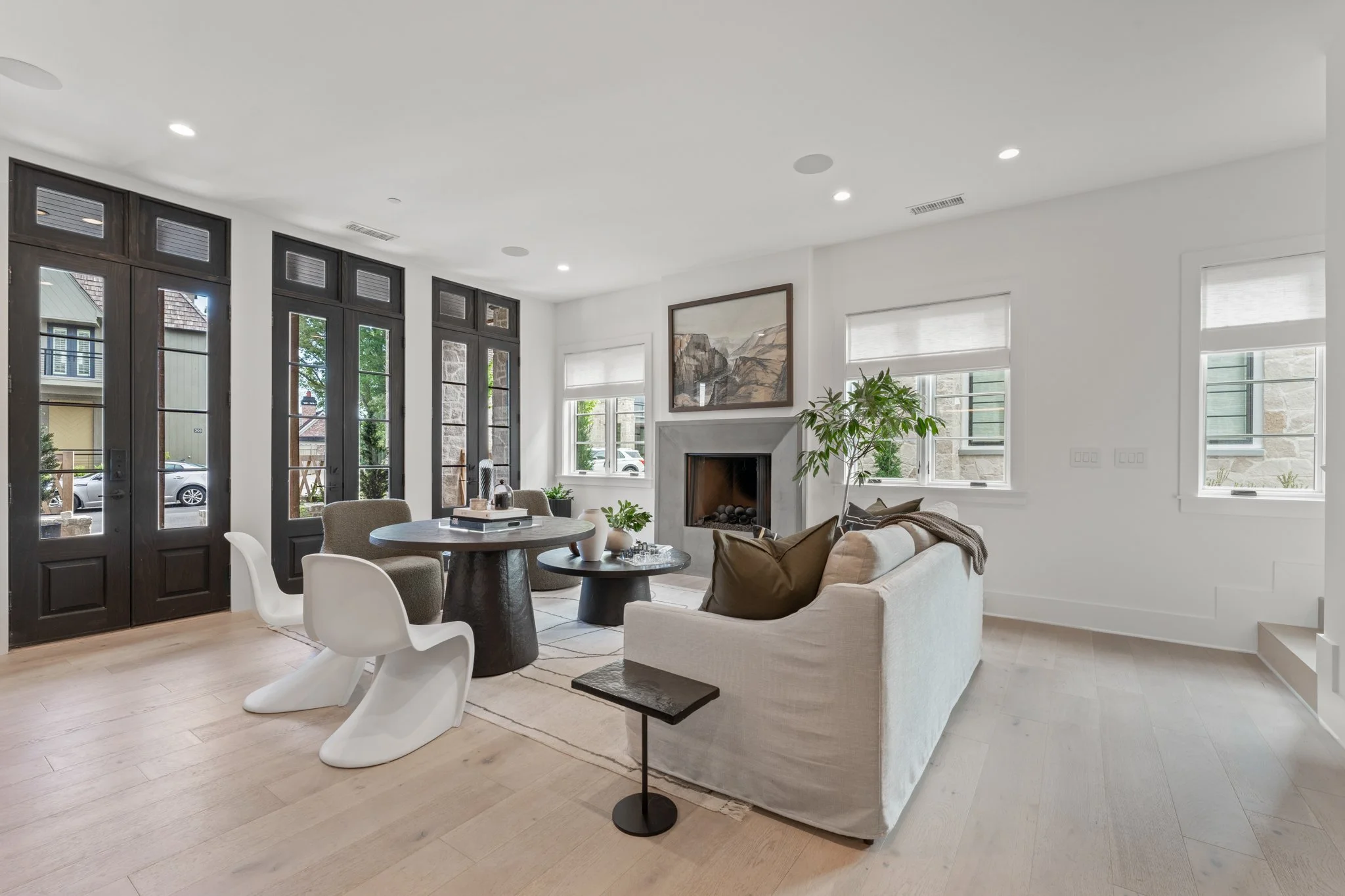 LaRuchePhoto-McKinneys-300-2ndStreet-12.jpg