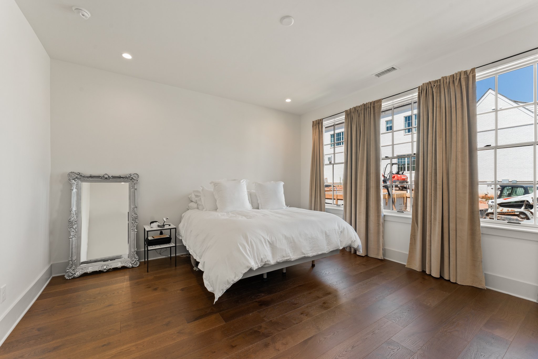 LaRuchePhoto-McKinneys-195-2ndStreet-17.jpg