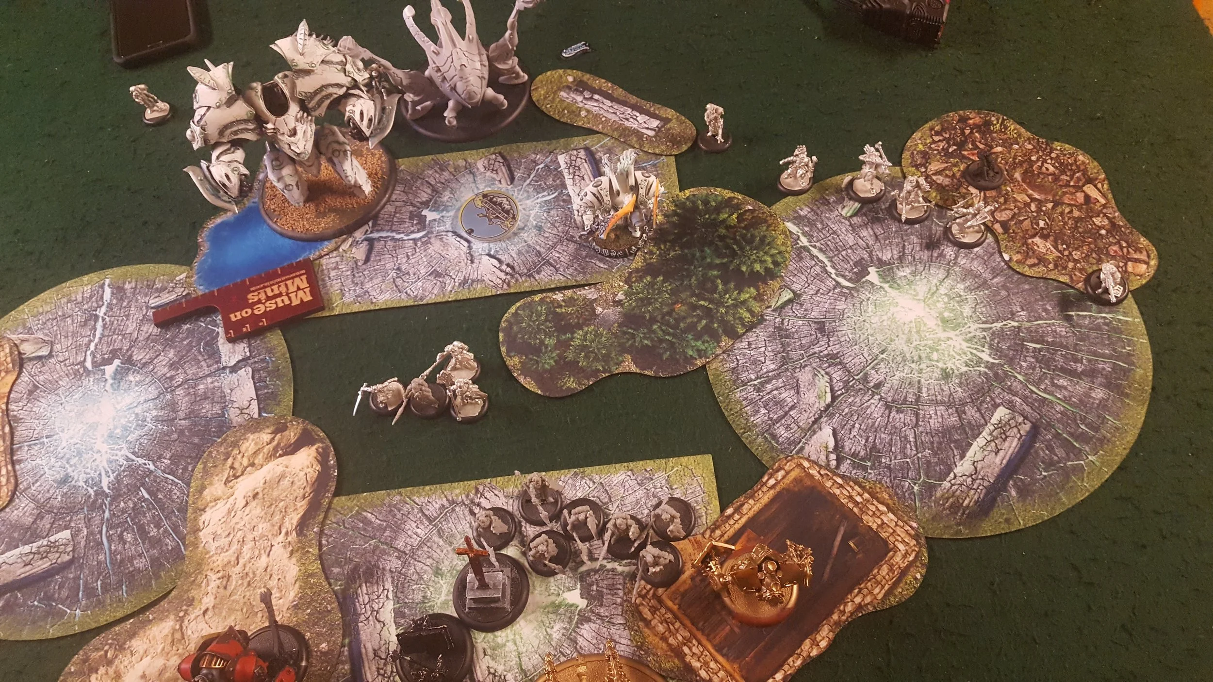 Oh, a bunch of halberdiers under Issyria killed one of my heavies, definitely haven't experienced that eight thousand times.