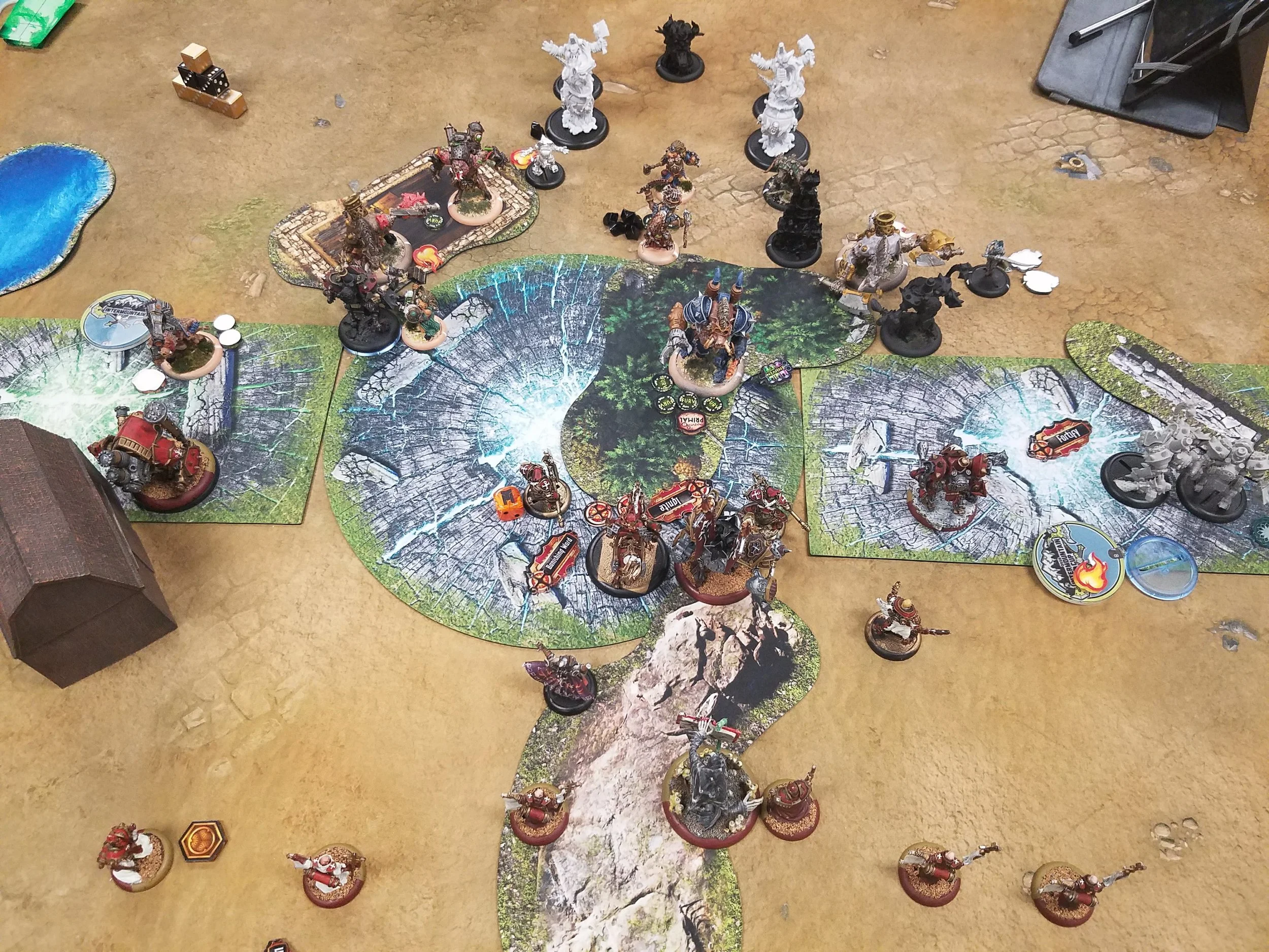 There's a lot of models I wanted to be dead this turn that have like... a few boxes left. Not super happy about that. 