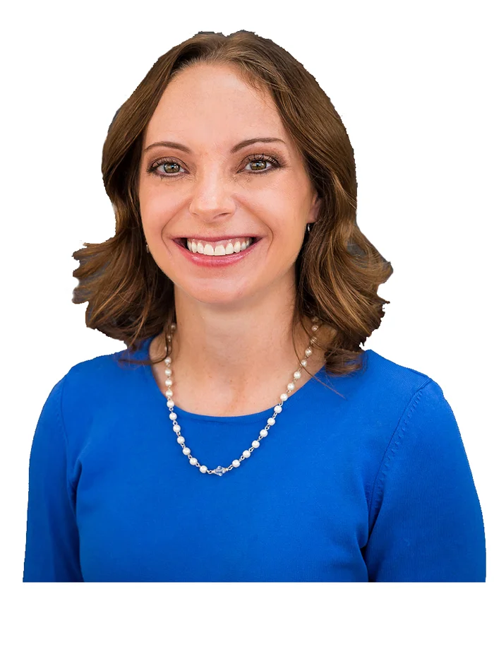 Amanda-Headshot.jpg