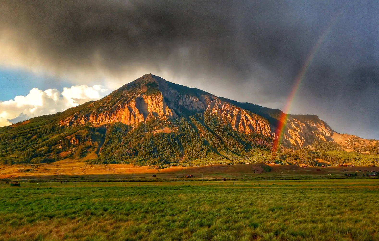 rainbow-crested-butte-mountain-colorado-gunnison.jpg
